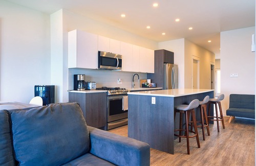 Wainfleet Cabaña | Cottage 12: Beachfront Cottage Escape