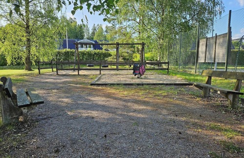 Kolmarden Chalet De Esquí | Cottage Nearby the Lake