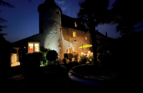 Courcay Cabaña | Cottage 15 km from Amboise! Fireplace and indoor pool ideal for relaxing