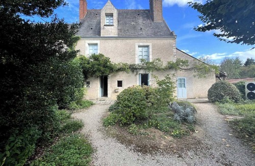 Courcay Cabaña | Cottage 15 km from Amboise! Fireplace and indoor pool ideal for relaxing