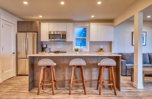 Wainfleet Cabaña | Cottage 16: Beachfront Cottage Escape