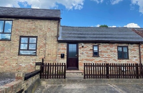 Bedford Casa | Cottage 2 at Scald End farm