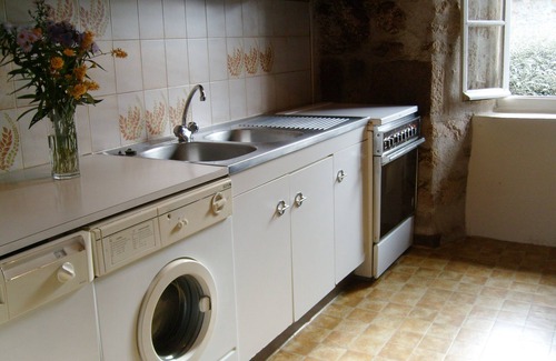 Servieres-le-Chateau Casa | Cottage 2 orejas casa carácter parque vallado Promoción 28. 07. 2018-04. 08. 2018