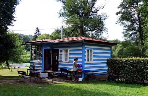 Lsteni Cabaña | Cottage 3 min walk to river beach,