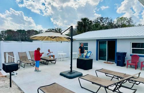 Tavares Casa | Cottage 32, Flamingo Bungalow - Dora Canal Court - a downtown, waterfront community
