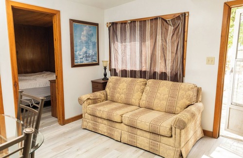 Sauble Beach Cabaña | Cottage #4 - Sauble Beach Front
