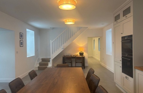 Clifden Cabaña | Cottage 440 - Clifden - sleeps 8 guests in 4 bedrooms