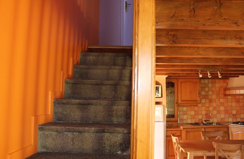 Creste Cabaña | Cottage 45 m2 para 2 a 3 personas. en el borde del Parque de los Volcanes de Auvernia