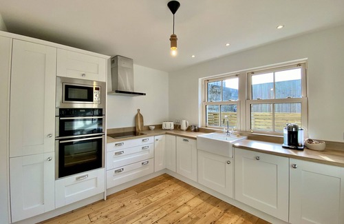 Clifden Cabaña | Cottage 478 - Clifden - sleeps 4 guests in 2 bedrooms