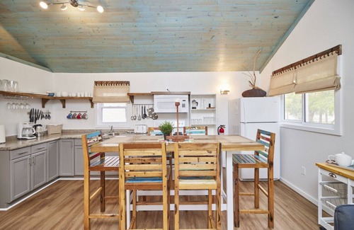 Wainfleet Casa | Cottage #5 · Lake Haven Beach Resort