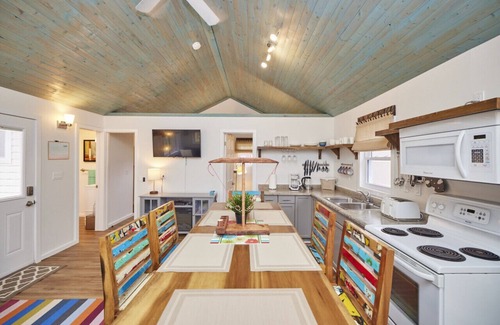 Wainfleet Casa | Cottage #5 · Lake Haven Beach Resort