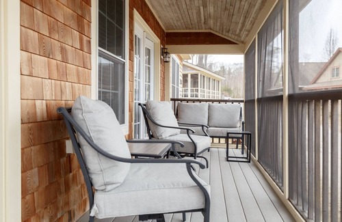 Edgecomb Casa | Cottage 56 is a beautiful modern property with direct views of Sheepscot River.