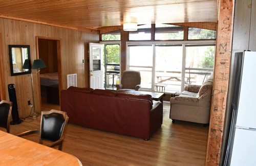 Sauble Beach Cabaña | Cottage #6 - Sauble Beach Front