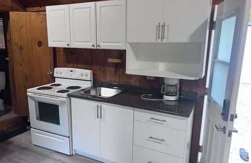 Sauble Beach Cabaña | Cottage #7 - Sauble Beach Front