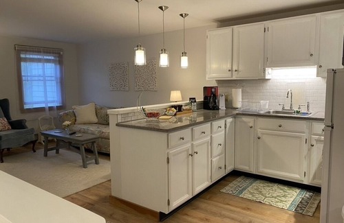 Lincolnville Apartamento | ¡Nuevo listado! Apartamento costero en Victorian By The Sea
