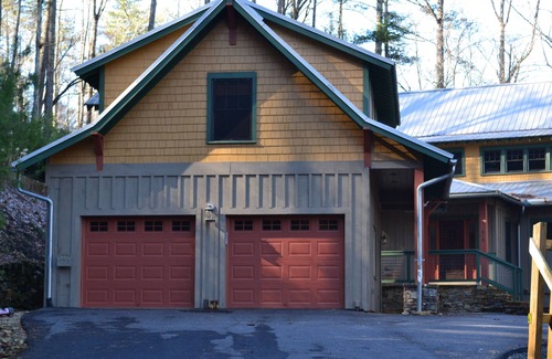 Penrose Cabaña | Cottage en DuPont State Forest - Al otro lado de REEB Rance - La Meca del ciclismo de montaña