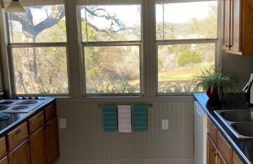 Burnet Cabaña | Cottage at Lake Buchanan, Hill Country Getaway