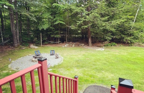 Naples Cabaña | Cottage At Sebago Cove ~ Private Association with beach, dock & boat launch!