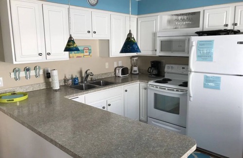 Crescent Beach Casa | Cottage B Htd Pool! Summer Prices Just Reduced!!!