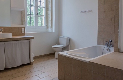 Colonzelle Cabaña | Cottage 'Billard' with Shared Pool, Shared Terrace and Wi-Fi
