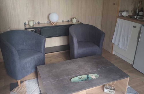 Gouesnach Cabaña | Cottage Bois au Milieu de Notre Jardin Arboré de 2000 m2