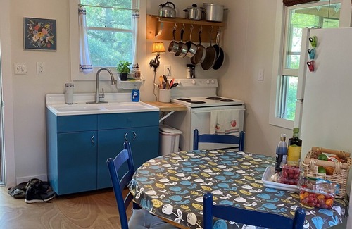 Lake Michigan Beach Cabaña | Cottage & bunkhouse w/ magical screened-in porch near Lake MI beaches, sleeps 12