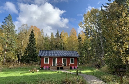 Norrtalje Municipality Cabaña | Cottage by the lake
