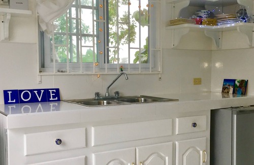 Silver Sands Apartamento | Cottage By The Sea, Duncans Bay Jamaica