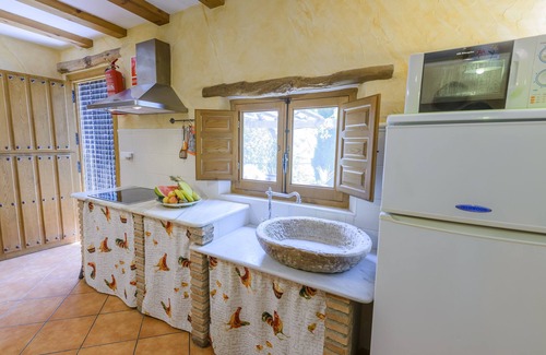 Laroya Cabaña | CASA RURAL "C’ANTONIA Y MANUEL"