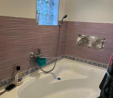 Verbovets Casa | Cottage 'Carolina' with hot tub, sauna and BBQ area