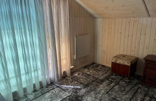 Verbovets Casa | Cottage 'Carolina' with hot tub, sauna and BBQ area