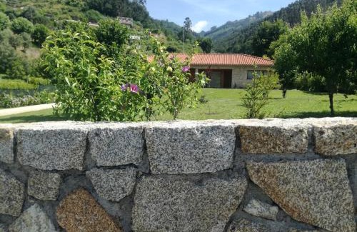 Parada de Bouro Casa | Cottage, Casa do Laranjal - Near Gerês