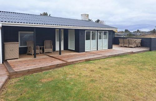 Lonstrup Casa | Cottage Charm Near Lønstrup Lighthouse