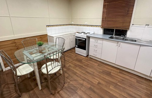South Grafton Casa | Cottage Charm with Nearby Shopping