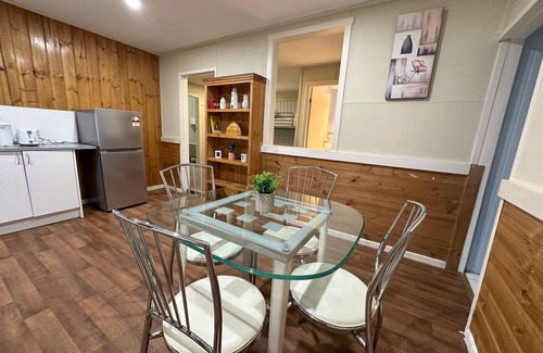 South Grafton Casa | Cottage Charm with Nearby Shopping