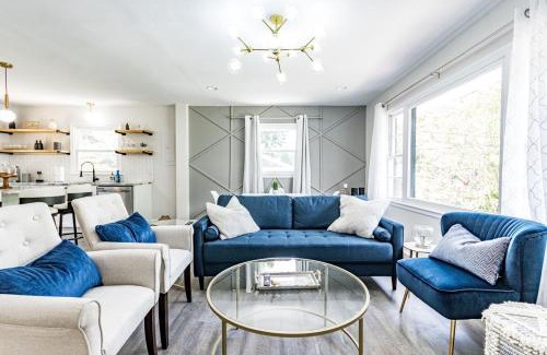 Durham Casa | Cottage Close to Dtown Durham & Duke
