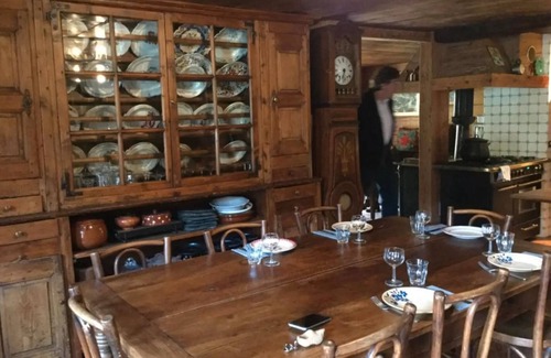 La Clusaz Cabaña | Casita de campo 'Du Bas' con vistas a la montaña y Wi-Fi