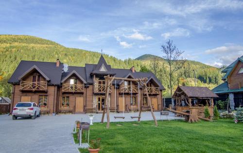 Tatariv Cabina | Cottage Duet