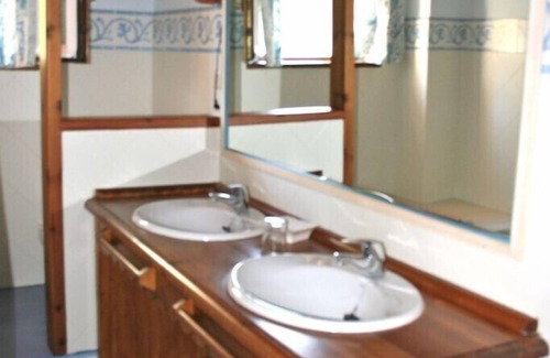 Abiada Cabaña | Casa rural para 8 personas con vistas a los bosques y montañas de la zona