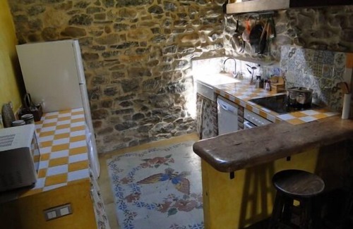Vidrieros Casa | Casa rural en la Montaña Palentina con jardín, ideal para hacer senderismo