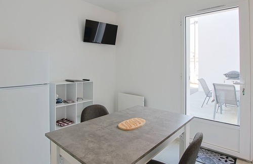 Bretignolles-sur-Mer Cabaña | Cottage 'Gîte Les Oyats' with Terrace, Garden & Wi-Fi