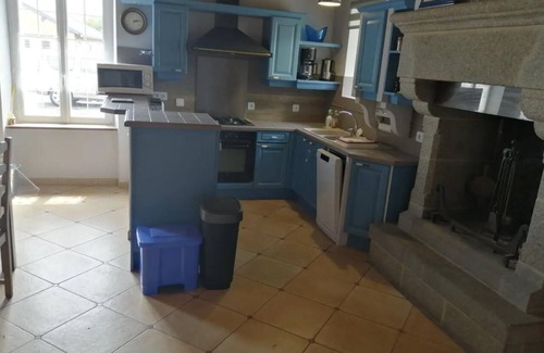 Lanhelin Casa | Casita de campo "Gîte Proche St Malo - Cancale" con jardín compartido y Wi-Fi