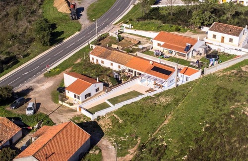 Aljezur Cabaña | Cottage in Aljezur- 2 bed Ensuite-casinha da Ivone
