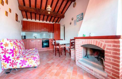 Asciano Casa | Cottage in Asciano with Pool and Terrace