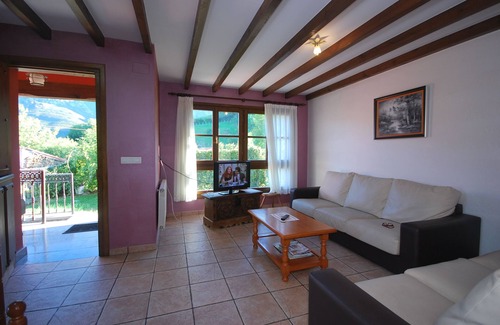 Berodia Cabaña | Casa Rural en Berodia, Cabrales, con vistas a los Picos de Europa