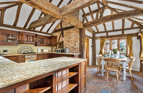 Crawley Down Cabaña | Casa en Crawley Down con jacuzzi y tenis