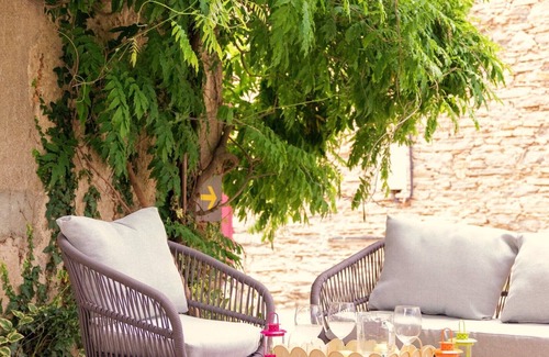 Liouc Cabaña | Cottage in a stone farmhouse in the heart of a vineyard estate in Pic Saint-Loup