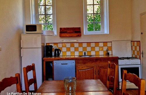 Hautefort Cabaña | Cottage in Hautefort 4 bedrooms H4 Share Save