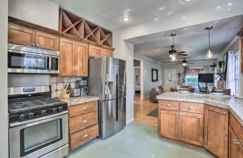 North End Cabaña | Cottage in Hyde Park: Yard, 1 Mi to Dtwn