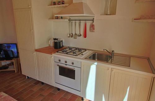 Montelabbate Casa | Cottage in Montelabbate with Pool & Forest